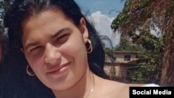Sissi Abascal, la Dama de Blanco más joven de Cuba. (Foto: Facebook).